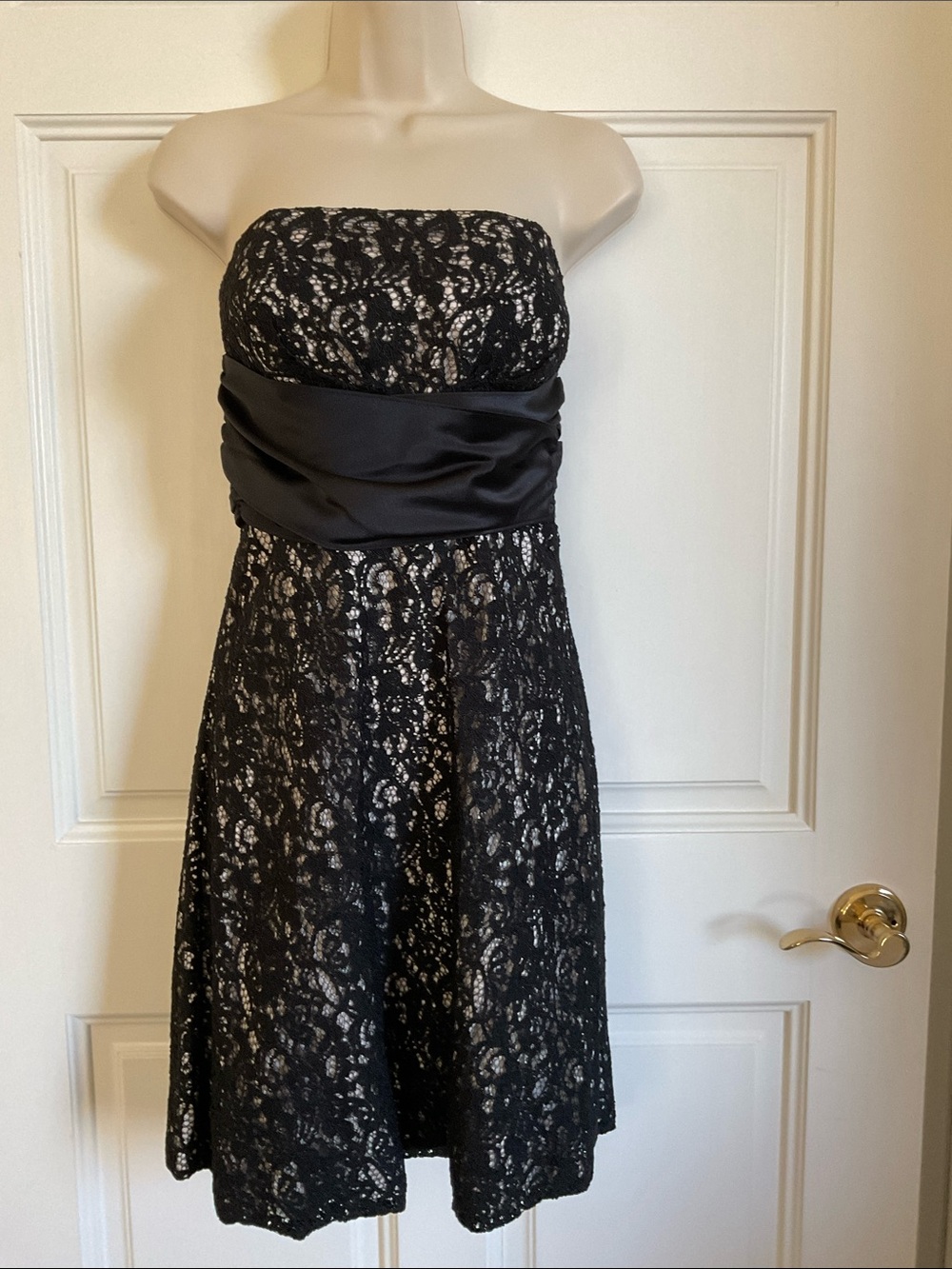 Black lace & satin cocktail dress size 6